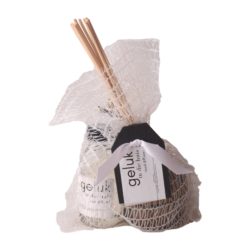 in-die-huis-reed-diffuser-set-with-ceramic-vessel-100ml